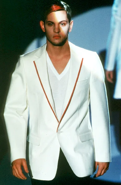 Look 18